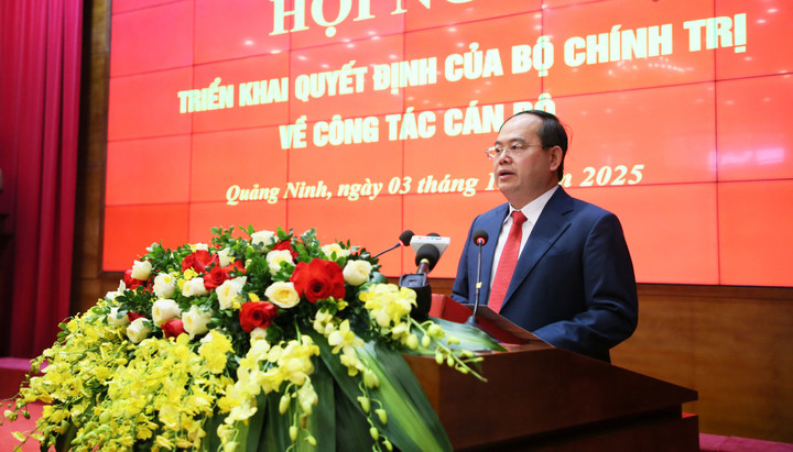 Tân Bí thư Tỉnh ủy Quảng Ninh phát biểu nhận nhiệm vụ.