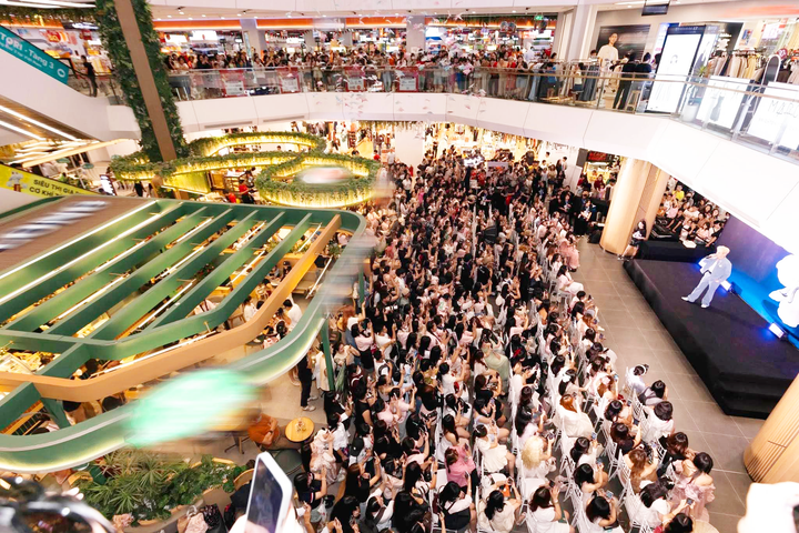 Chuỗi TTTM Vincom sẽ liên tiếp "chiêu đãi” khách mua sắm loạt sự kiện sôi động vào tháng 12.