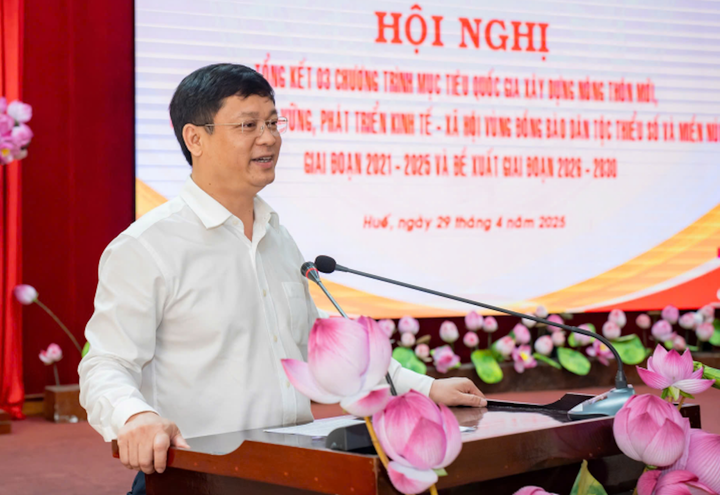 Ông Nguyễn Thanh Bình - Phó Chủ tịch Thường trực UBND TP Huế đánh giá tổng kết 3 chương trình mục tiêu quốc gia, trong đó có công tác giảm nghèo bền vững.