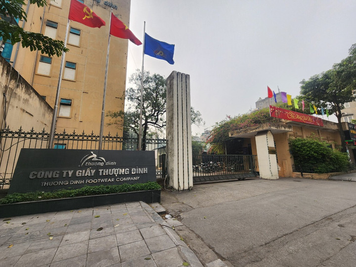 Compania de încălțăminte Thuong Dinh.