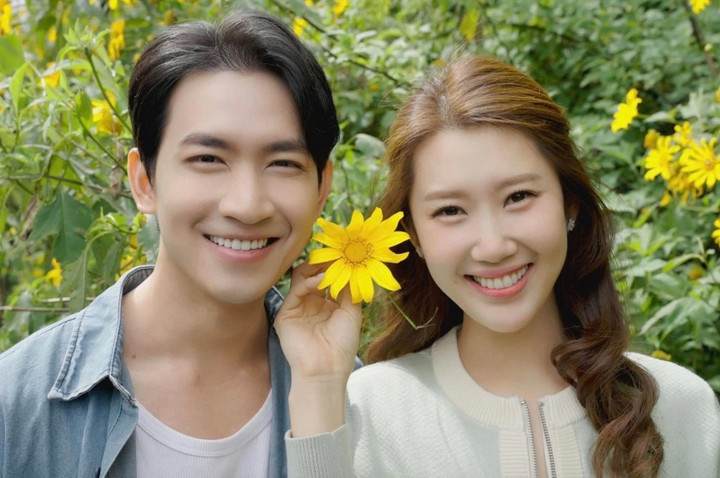 Thúy Ngân chia tay Võ Cảnh sau khoảng một năm hẹn hò.