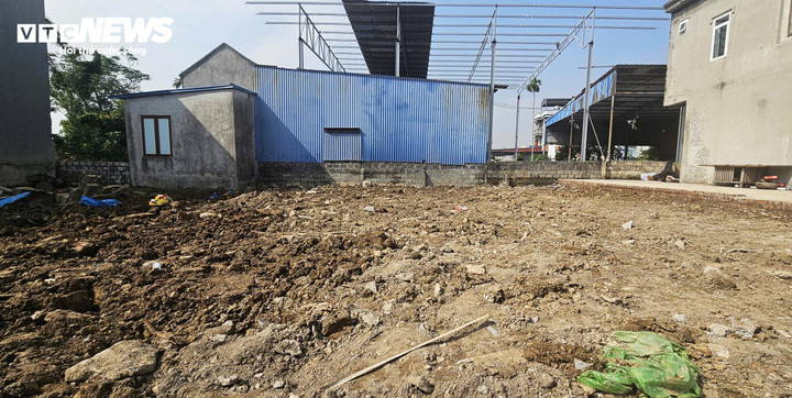 Phần đất của gia đình bà Trần Thị Kim Loan sau khi ông Hữu di dời căn nhà 2 tầng.