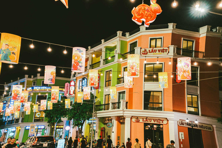 Shophouse trên đảo Vũ Yên ghi điểm với giới đầu tư nhờ tiềm năng thương mại vượt trội.