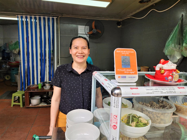 Hàng loạt ưu đãi hấp dẫn cho tiểu thương “cất cánh”.