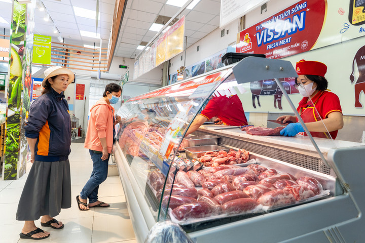 Co.opmart đảm bảo nguồn cung thịt an toàn trong mùa cao điểm cuối năm.