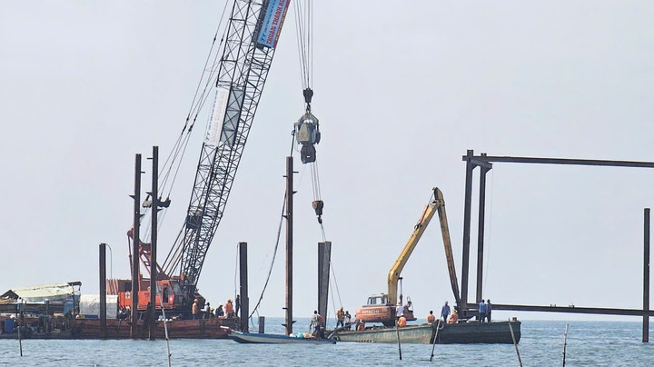 Các đơn vị liên quan phối hợp đồng bộ, nhằm đảm bảo an toàn tuyệt đối trong suốt quá trình thi công.