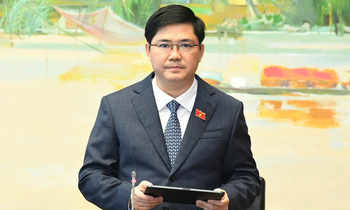 Trưởng Đoàn ĐBQH Thành phố Cần Thơ Nguyễn Tuấn Anh.