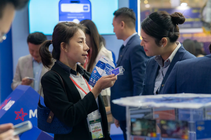 این بخش تجربی، هزاران بازدیدکننده و مشاوره مستقیم را به خود جذب کرد و در دو روز اول رویداد، علاقه زیادی از سوی جامعه تجاری و افراد ایجاد کرد.