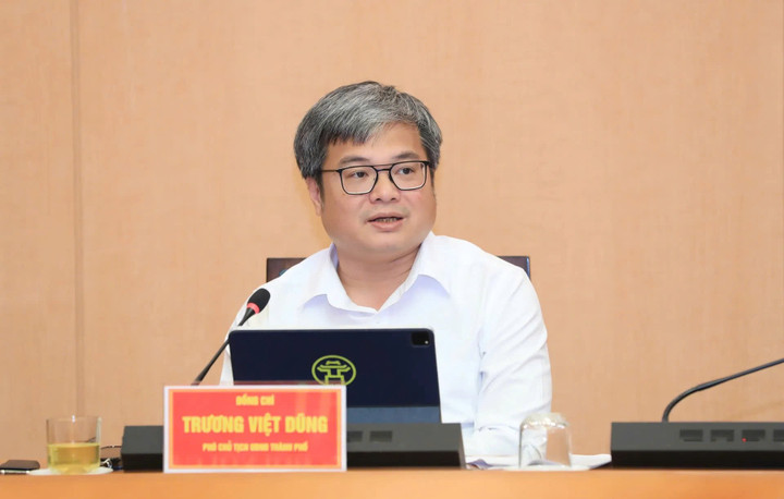 Phó Chủ tịch UBND Thành phố Hà Nội Trương Việt Dũng phát biểu.