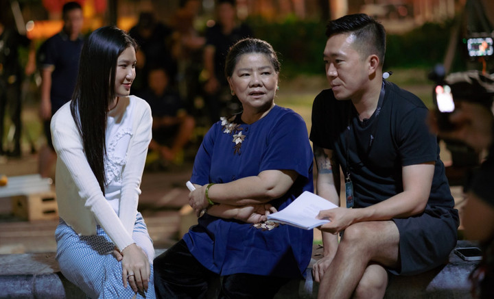 Đạo diễn Hoàng Nam hạnh phúc khi thuyết phục được NSND Thanh Hoa.