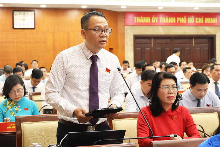 Nhóm vấn đề về giao thông, nhà ở nhận nhiều quan tâm, đề xuất của đại biểu HĐND TP.