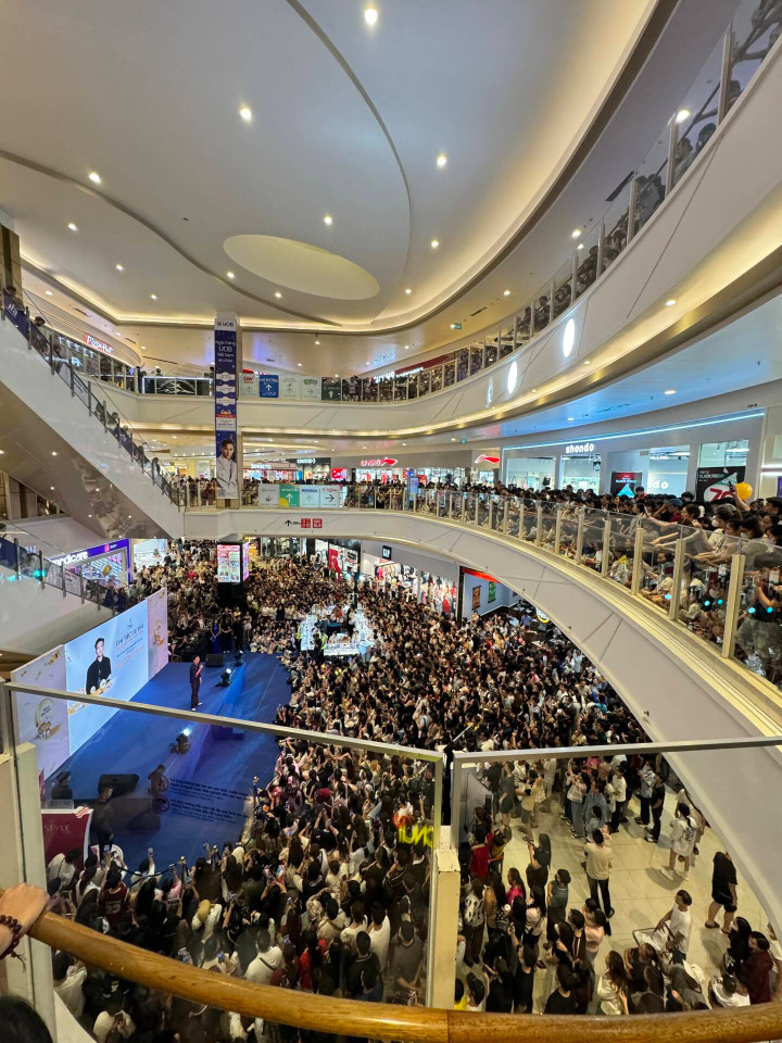 Event Marketing tại Trung tâm thương mại.