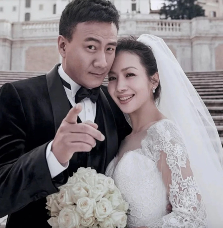 Hồ Quân có cuộc hôn nhân viên mãn bên bà xã Lư Phương.