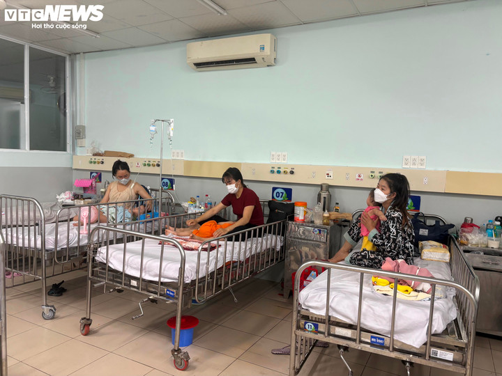 Số ca mắc tay chân miệng có xu hướng gia tăng do tác nhân EV71.