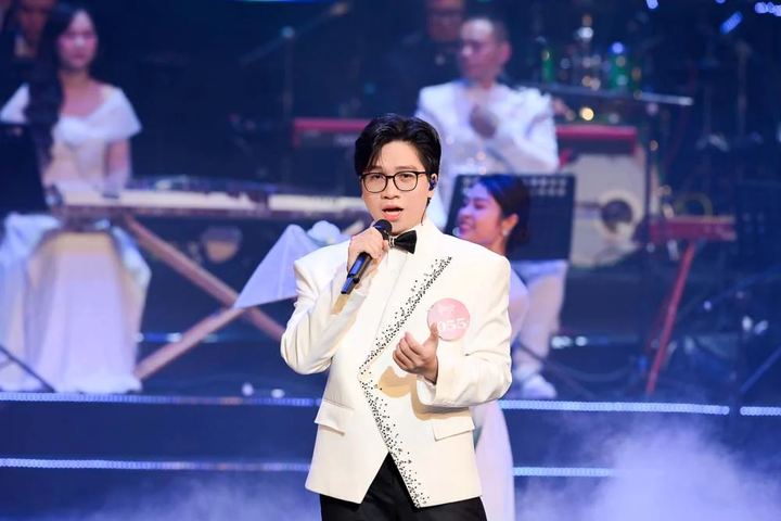 Vũ Tấn Đạt - con trai ca sĩ Trọng Tấn giành giải Nhì.
