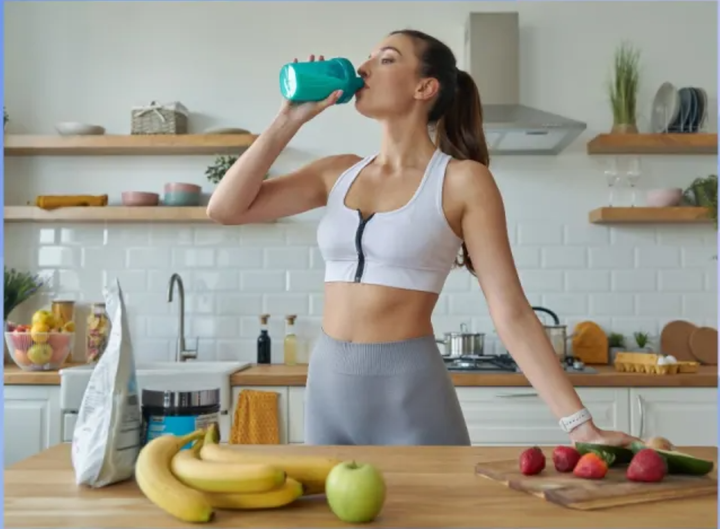 Cơ thể phụ nữ bắt đầu có những thay đổi về nhu cầu dinh dưỡng khi bước sang tuổi 30. (Ảnh: Shutterstock)