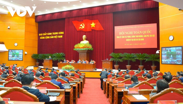 Toàn cảnh hội nghị.