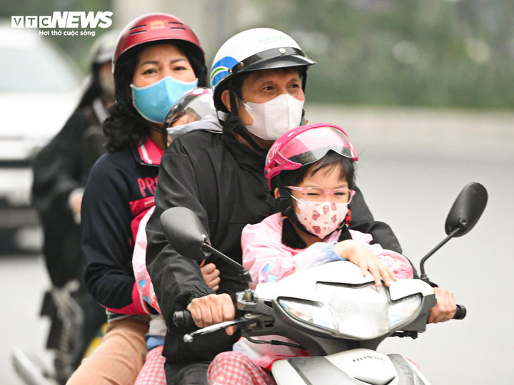 Ô nhiễm không khí ở Hà Nội leo thang, loạt điểm cảnh báo tím - 5