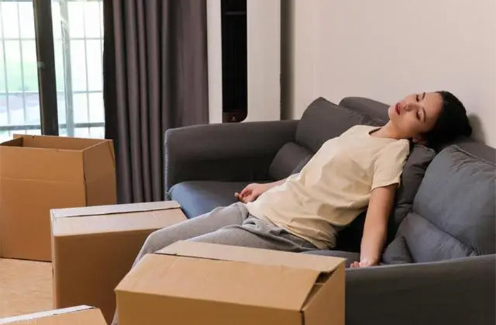 Thay đổi lối sống cũng là bí quyết giúp bạn ngủ ngon hơn. (Ảnh: Sohu)