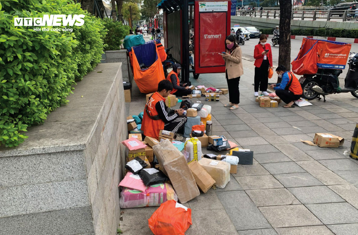 Thương mại điện tử ngày càng phát triển tại Việt Nam.