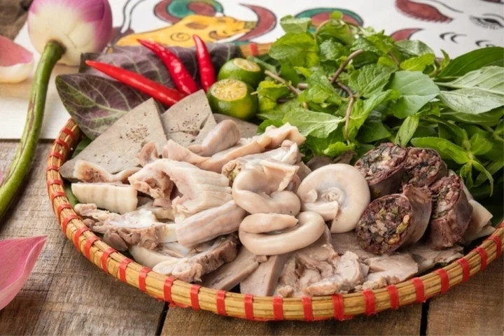 Lòng heo giàu dinh dưỡng.