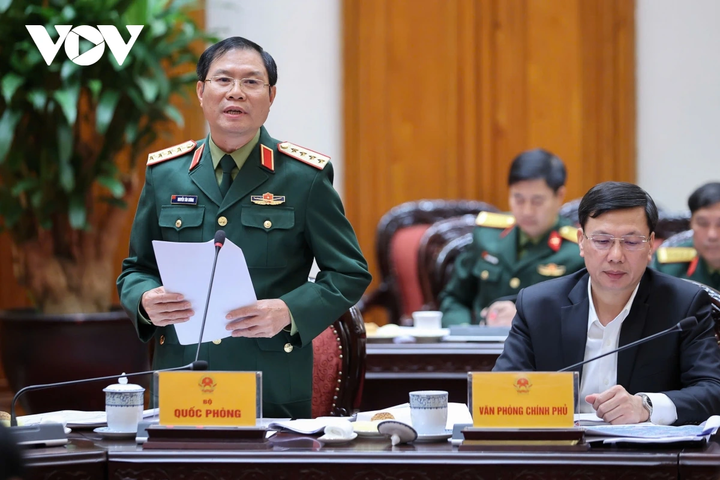Đại tướng Nguyễn Tân Cương, Tổng Tham mưu trưởng QĐND Việt Nam, Thứ trưởng Bộ Quốc phòng phát biểu tại buổi làm việc.
