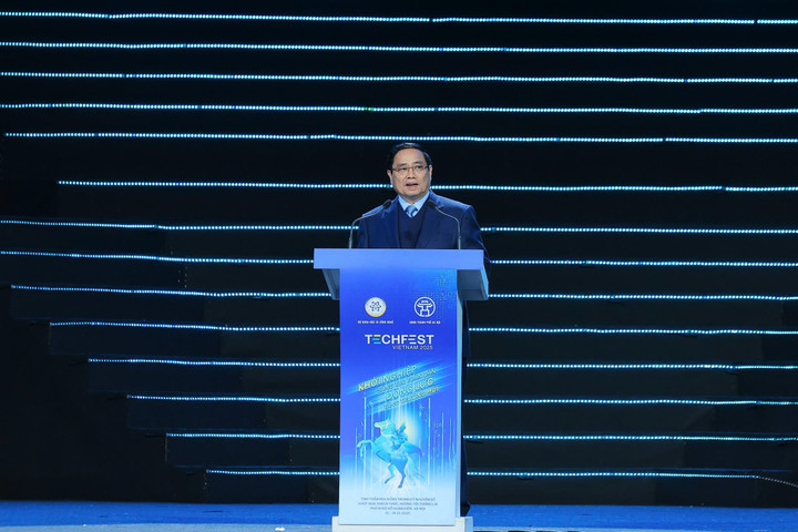 Thủ tướng Phạm Minh Chính phát biểu chỉ đạo tại lễ khai mạc TECHFEST 2015. (Ảnh: Techfest)