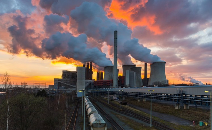 Khí thải từ hoạt động sản xuất. (Ảnh: New Atlas)