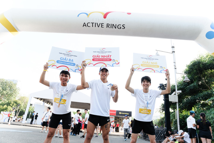 Gần 1.000 người tham gia giải chạy do Huawei tổ chức tại TP.HCM - 4