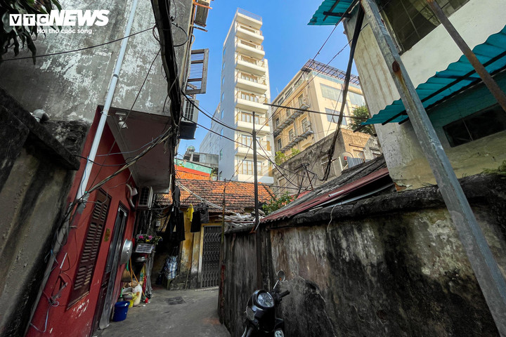 A closer look at the 'diamond' plot of land near Hoan Kiem Lake that received 400 billion VND in compensation - 11