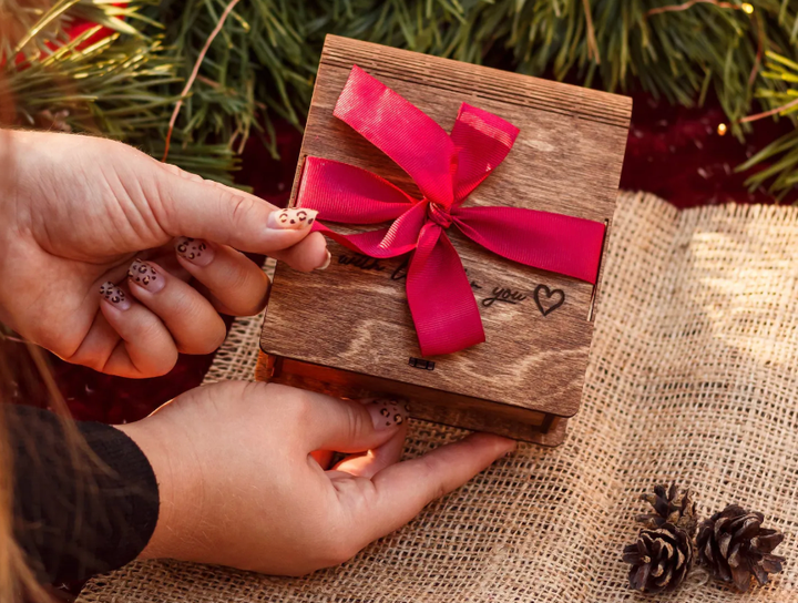 Gen Z thích “bắt trend” cách tặng quà mới mẻ, đề cao trải nghiệm, sự gắn kết và cảm xúc sẻ chia.