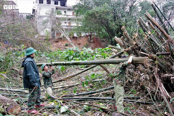 Với quyết tâm hoàn thành công trình trước ngày 31/12, các đơn vị sẽ tổ chức thi công liên tục 3 ca, 4 kíp, không kể ngày đêm.