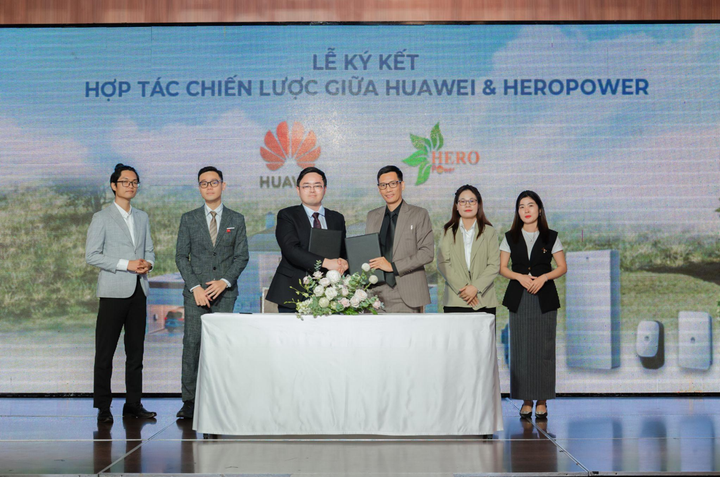 Lễ ký kết giữa Huawei Digital Power và Heropower đánh dấu bước tiến mới. (Ảnh: BTC)