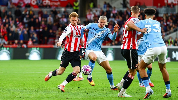 Brentford chạm trán Man City tại Carabao Cup.
