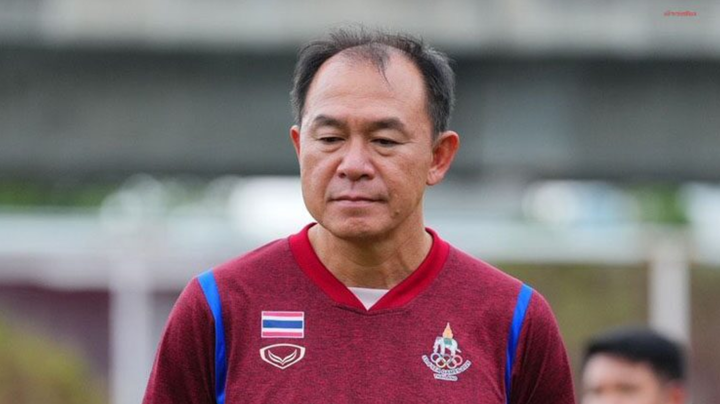 HLV Thái Lan dành lời khen cho khả năng thi đấu của đội tuyển Việt Nam. (Nguồn: Khaosod)
