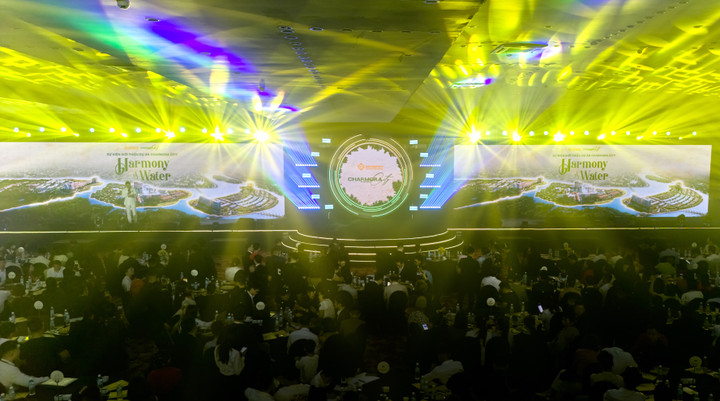 Toàn cảnh sự kiện giới thiệu dự án Charmora City tại Nha Trang với chủ đề “Harmony of Water”.