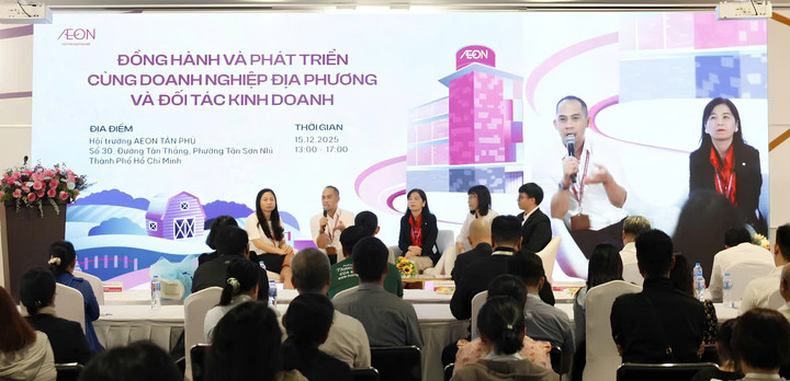 Các đại diện của AEON giải đáp các vướng mắc và khó khăn cho doanh nghiệp địa phương tại sự kiện “AEON Việt Nam đồng hành và phát triển cùng doanh nghiệp địa phương và đối tác kinh doanh.”
