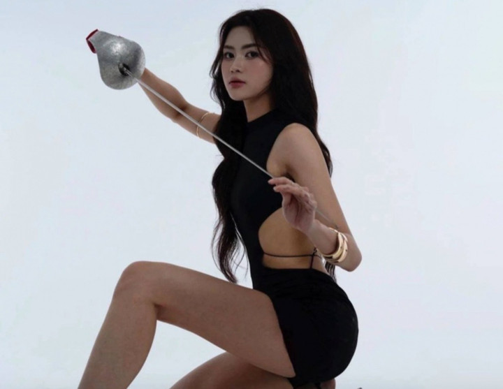 Không chỉ xinh đẹp, Ngô Thị Hương còn sở hữu chiều cao 1m75 với đôi chân dài. Điều này khiến nhiều người gọi cô là "bản sao hoa hậu Đỗ Thị Hà".