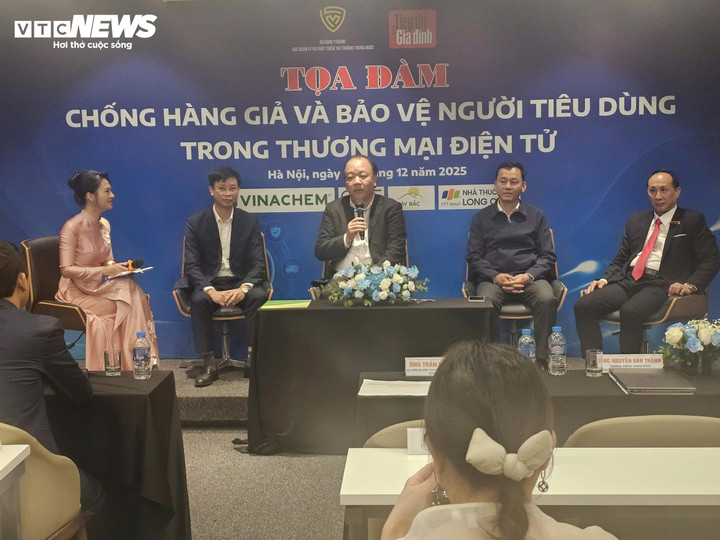 Ông Trần Hữu Linh, Cục trưởng Cục Quản lý và Phát triển thị trường trong nước (Bộ Công Thương) cho biết, hàng giả, hàng nhái còn phổ biến trên sàn TMĐT.