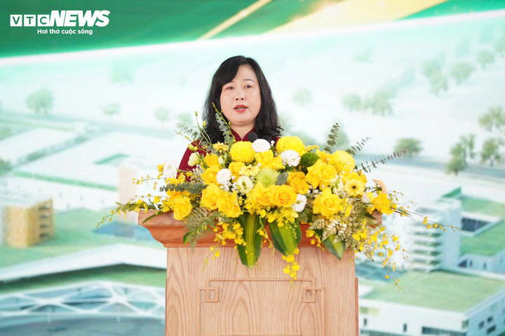 Bộ trưởng Bộ Y tế Đào Hồng Lan phát biểu tại sự kiện (Ảnh: Minh Quang - Đinh Loan)