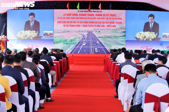 Quang cảnh buổi lễ khởi công cao tốc Quy Nhơn - Pleiku