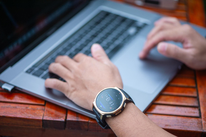 Amazfit T-Rex 3 Pro 44mm: Phiên bản nhỏ gọn của dòng đồng hồ mạnh mẽ - 7