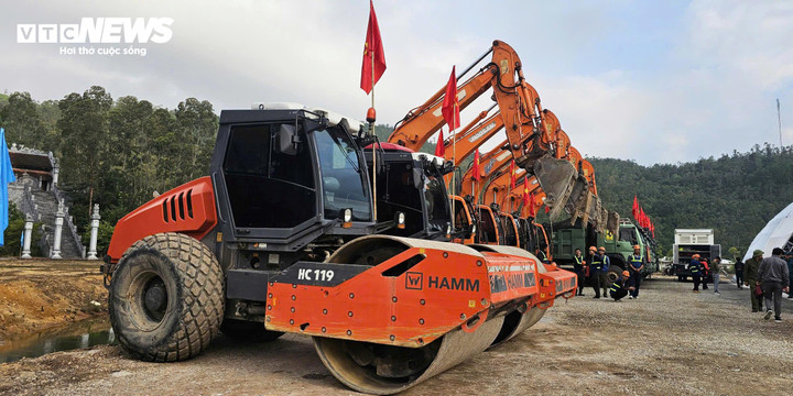 Khởi công, khánh thành 234 dự án chào mừng Đại hội XIV của Đảng - 31