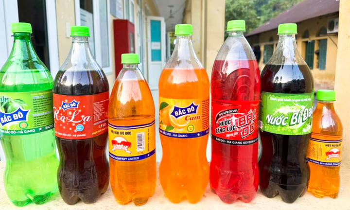 Sản phẩm nước giải khát do công ty Bắc Đô Hà Giang sản xuất. (Ảnh: Công an tỉnh Tuyên Quang)