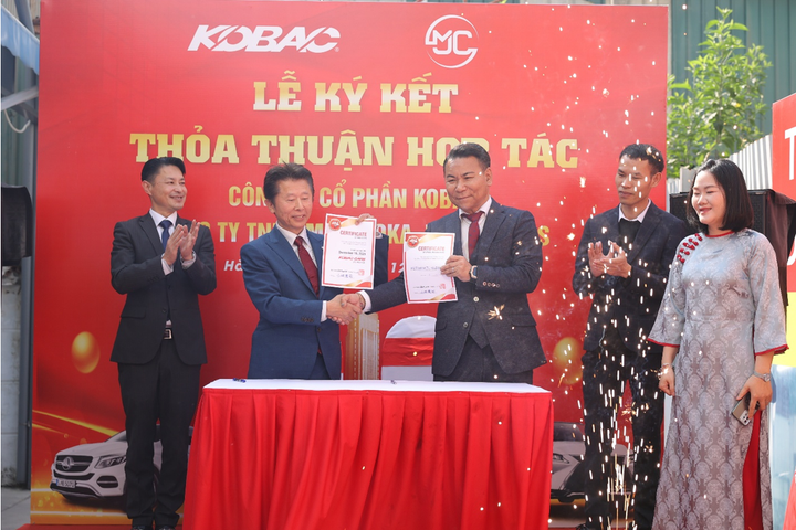 Lễ kí kết hợp tác giữa KOBAC và MJC.