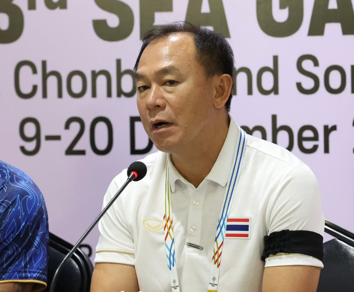 Ông Wang Thawatchai sẽ tiếp tục giữ cương vị HLV trưởng đội tuyển U23 Thái Lan. (Nguồn: DailyNews)