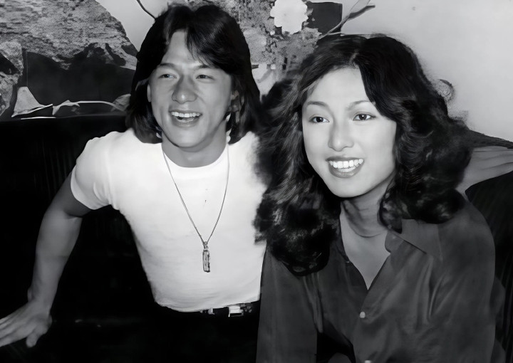 Thành Long mất 8 năm để chinh phục trái tim Mễ Tuyết.