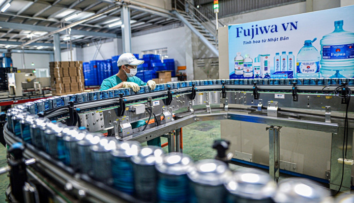 Các doanh nghiệp có mức chi thưởng từ vài chục đến cả trăm triệu đồng. (Ảnh: Đ.V)