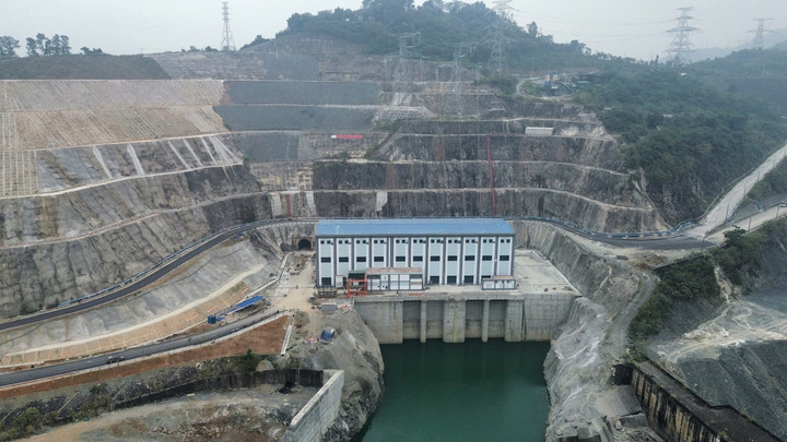 Nhà máy thuỷ điện Hoà Bình mở rộng.