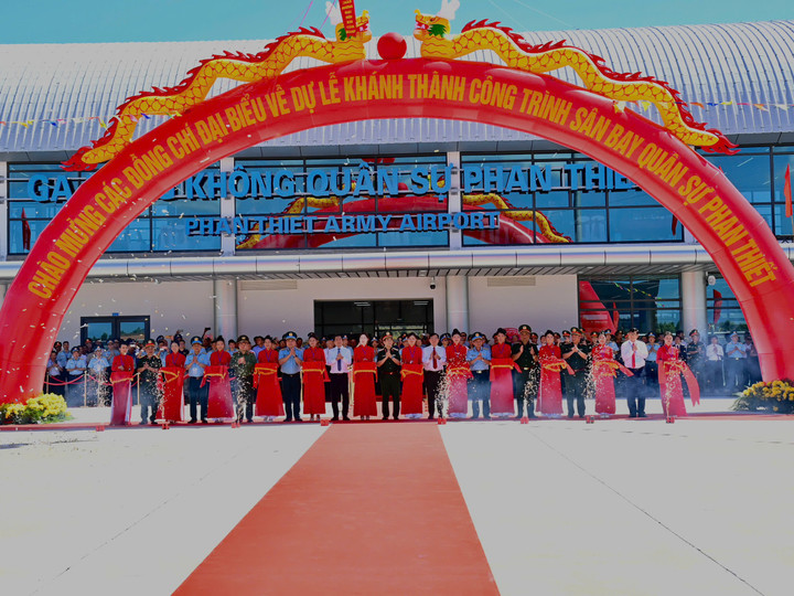 Khánh thành sân bay quân sự Phan Thiết.